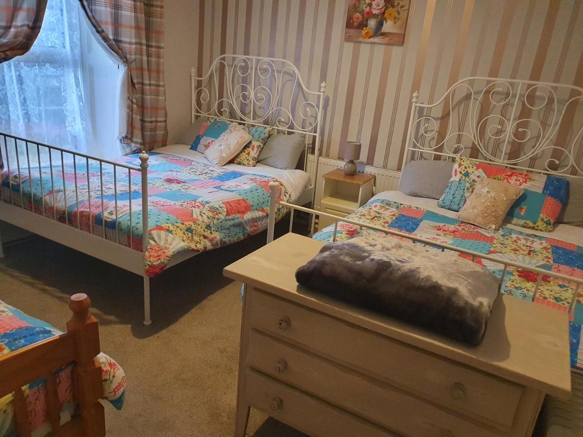 Gordon'S Guesthouse Лохрей Экстерьер фото